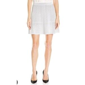 BCBGMAXAZRIA- White Knit Jacquard Queeny Skirt Size Small S